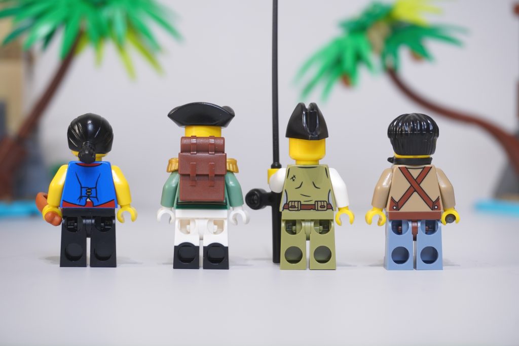 LEGO Bricklink Designer Program The Thieves of Tortuga review 45 1024x683