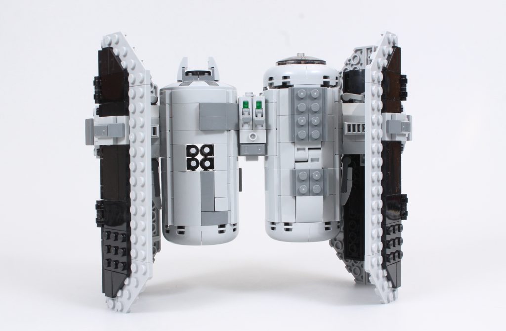 LEGO Star Wars 75347 TIE Bomber review 15 1024x669