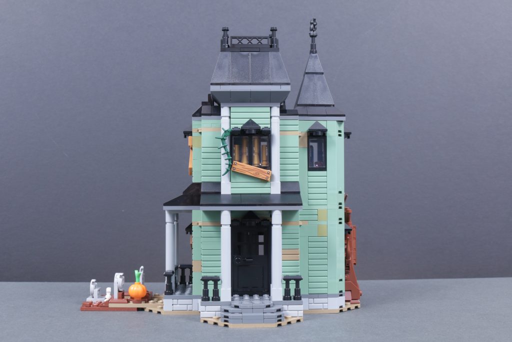 LEGO Creator 3 in 1 31167 Haunted Mansion review 31 1024x683