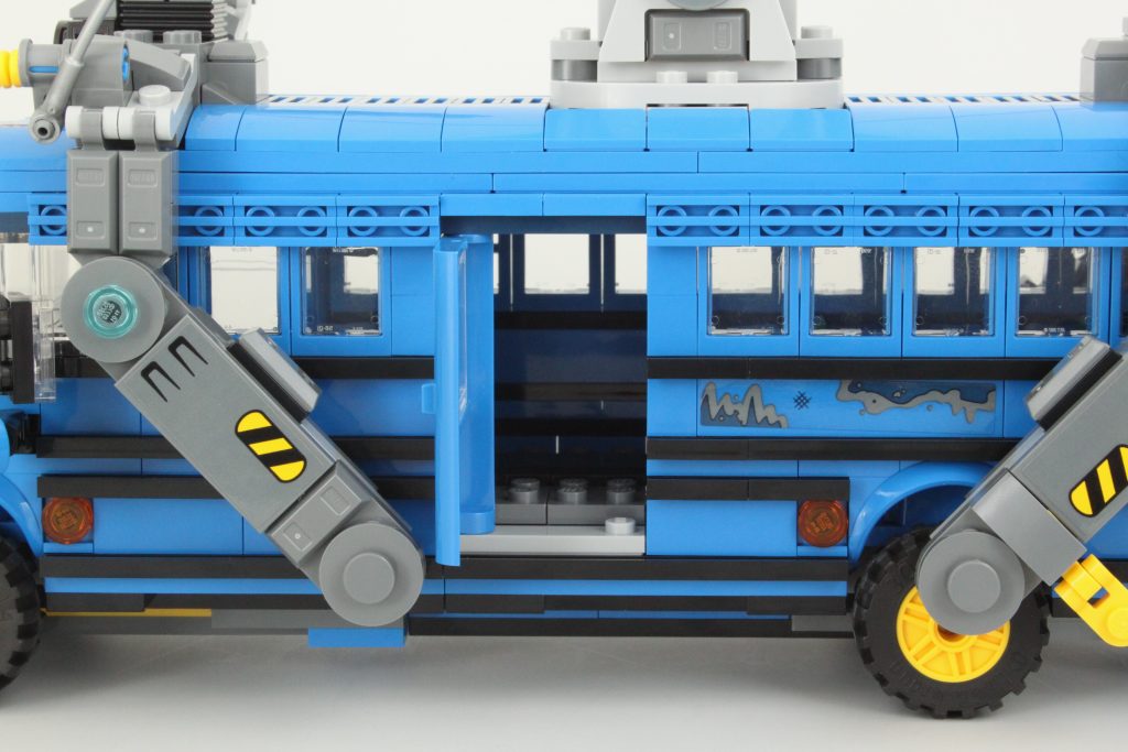 lego fortnite 77073 battle bus review 20 1024x683
