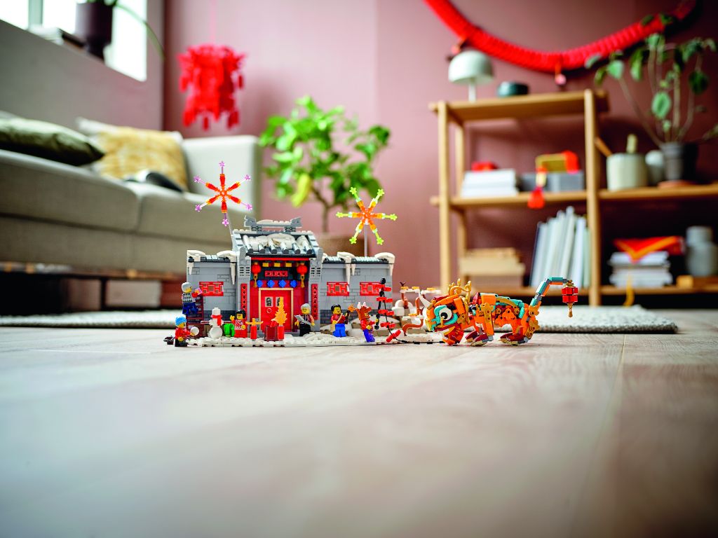 LEGO 80106 Story of Nian 18