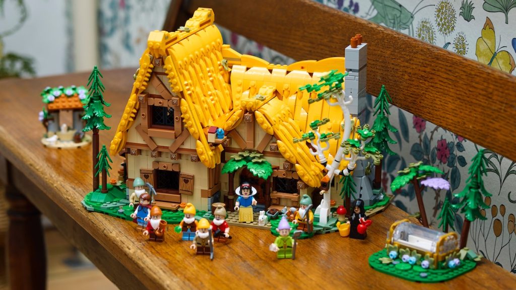 LEGO Disney 43242 Snow White and the Seven Dwarfs Cottage featured 1 1024x576
