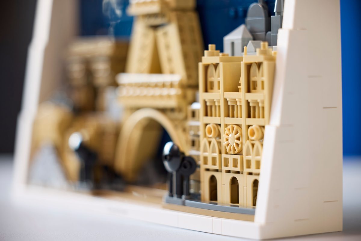 LEGO Architecture 21064 Paris City of Love 6 1200x801