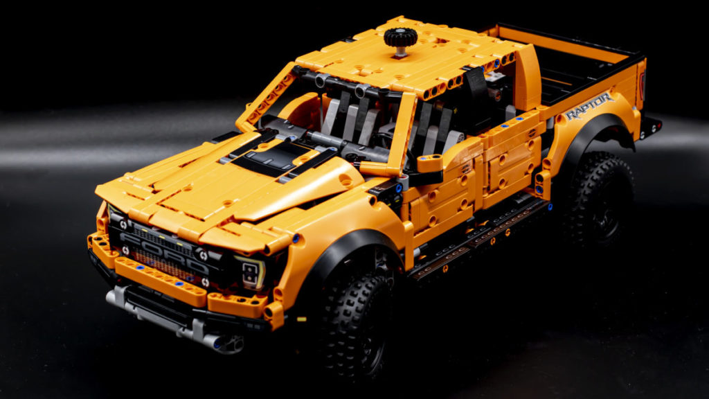 LEGO Technic 42126 Ford F 150 Raptor 26 1024x576