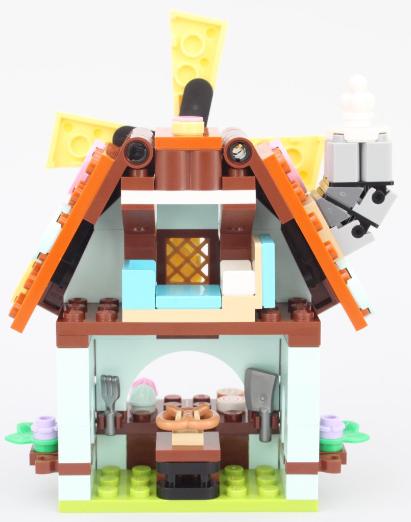 LEGO 40657 Dream Village Dreamzzz review 20 805x1024