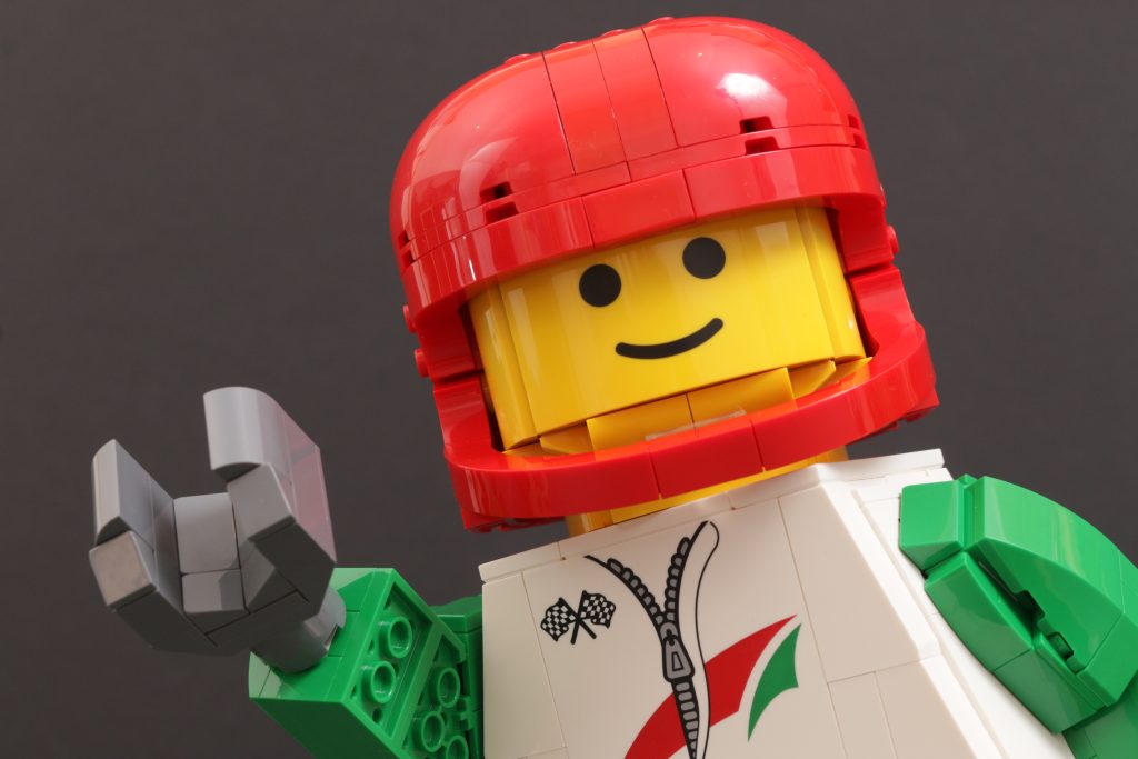 LEGO Minifigures 40819 Up Scaled Racing Driver Minifigure review 1 1024x683