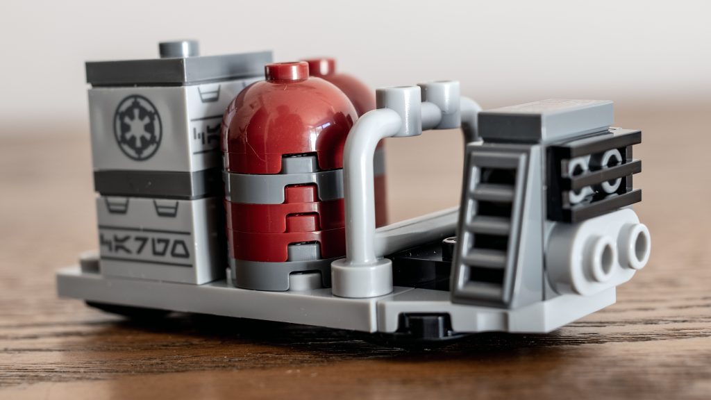 LEGO Star Wars 40771 TIE Fighter with Imperial Hanger Rack 11 1024x576