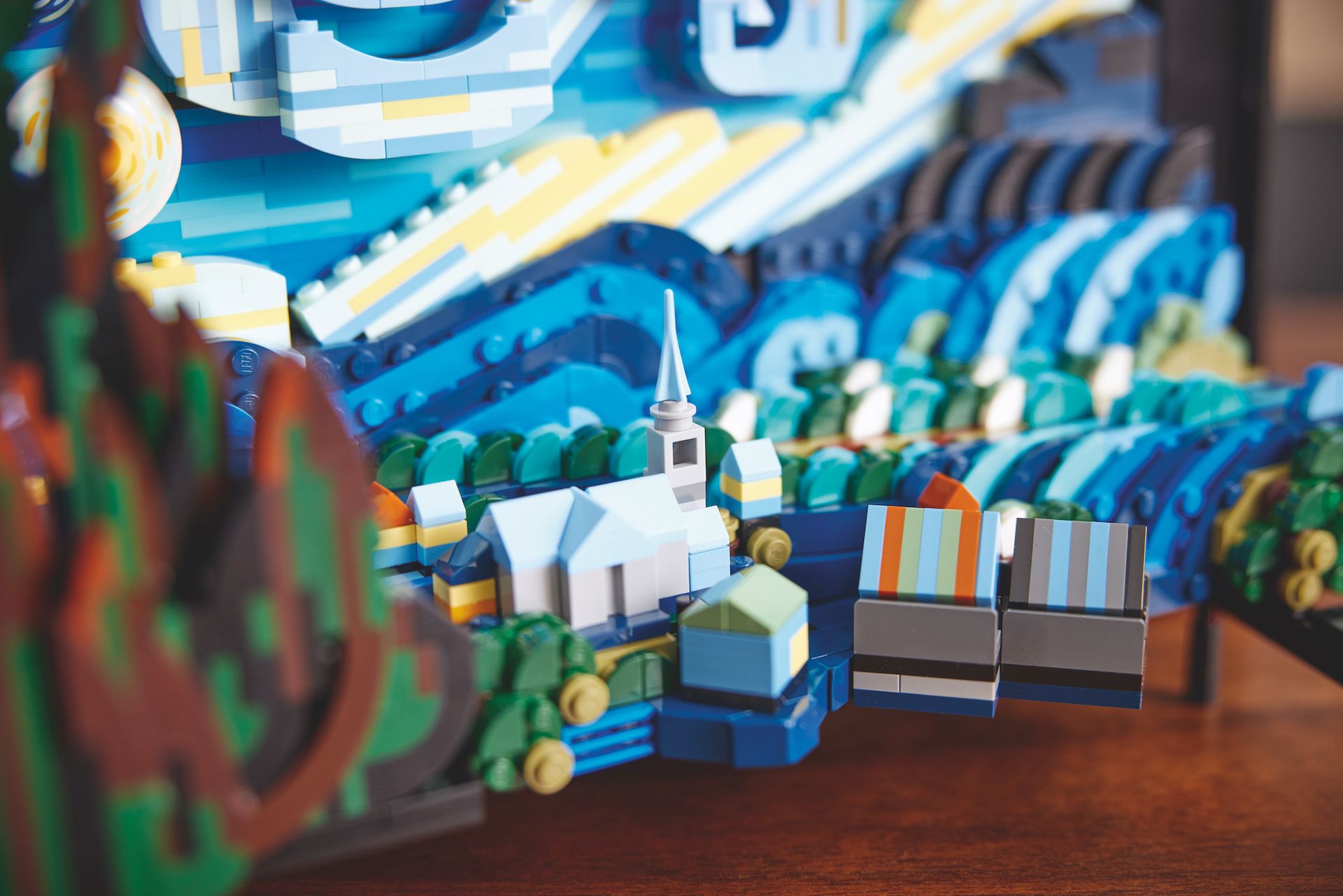 LEGO Ideas 21333 The Starry Night 15
