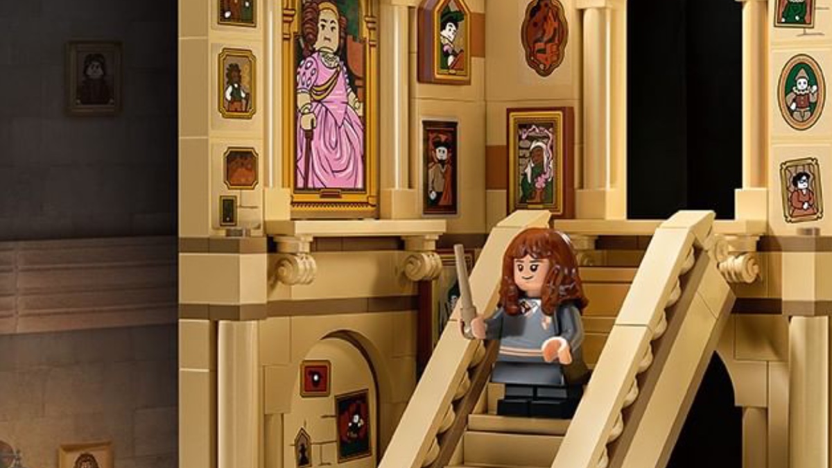 LEGO Harry Potter 40577 Hogwarts: Grand Staircase GWP details confirmed