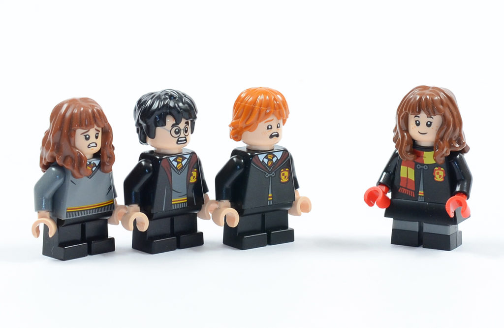 LEGO 76399 Hogwarts Magical Trunk review 22 1024x666
