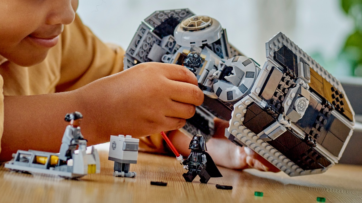 LEGO confirms Lucasfilm approved ‘made-up’ character for 75347 TIE Bomber