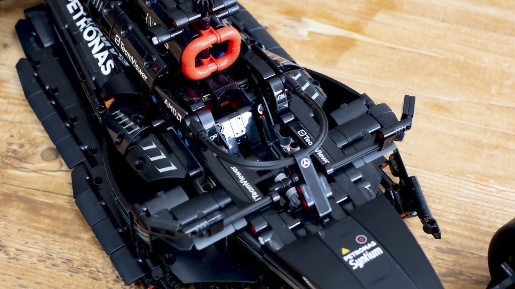 LEGO Technic 42171 Mercedes AMG F1 W14 E Performance 33 1024x576