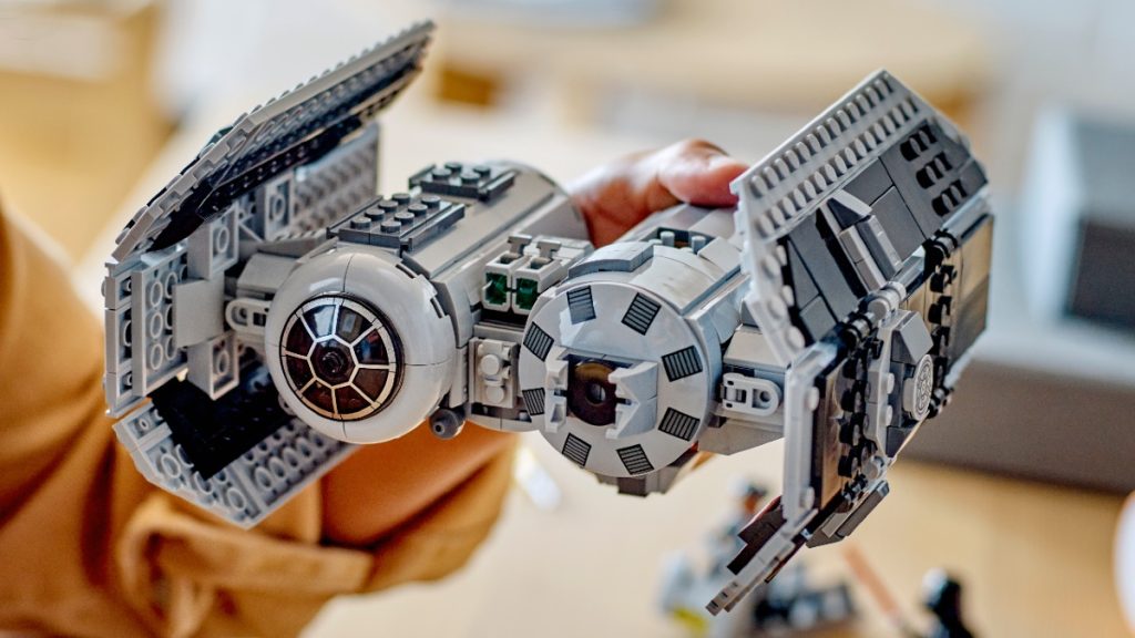 LEGO Star Wars 75347 TIE Bomber featured 2 1024x576