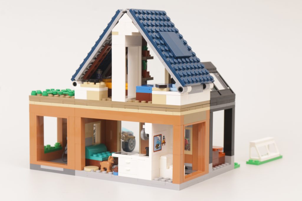 LEGO City 60398 Family House and Electric Car review 4 1024x683