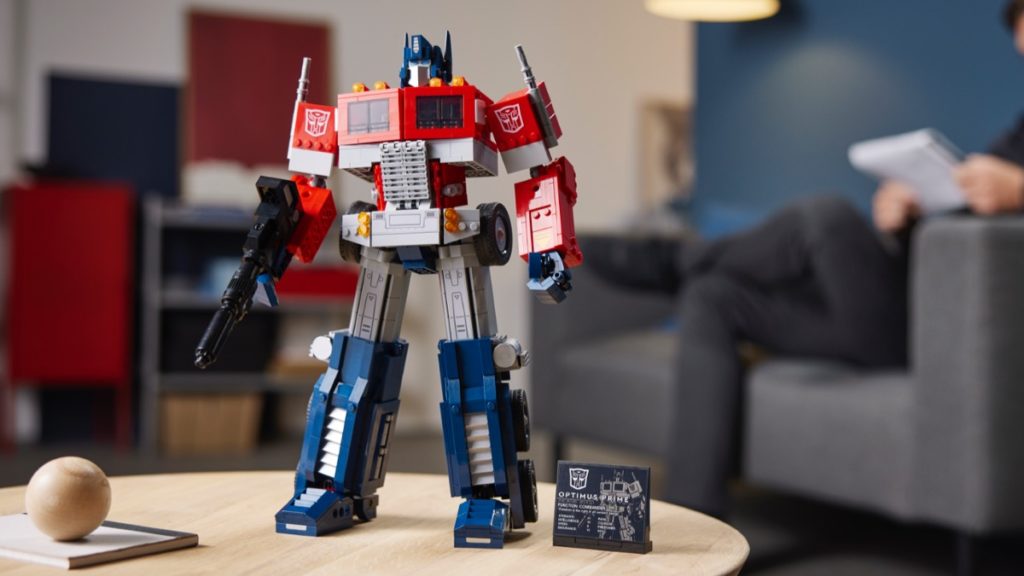 LEGO Transformers 10302 Optimus Prime featured 1024x576