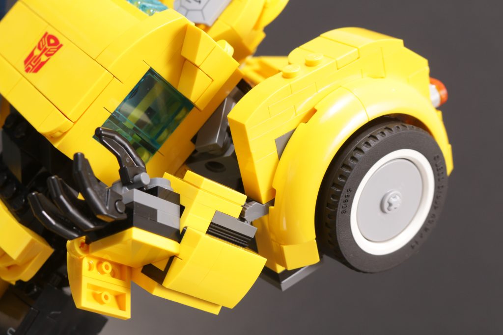 LEGO Icons Transformers 10338 Bumblebee review 9 1024x683