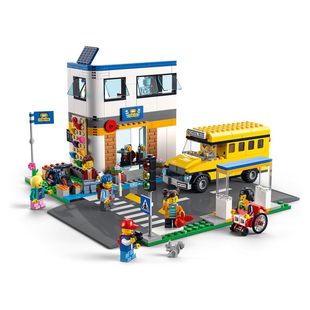 LEGO CITY 60329 School 6