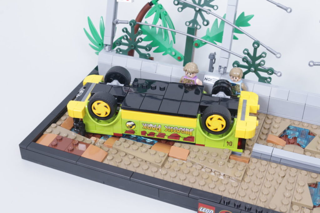 LEGO Jurassic Park 76956 T. rex Breakout review 22 1024x683