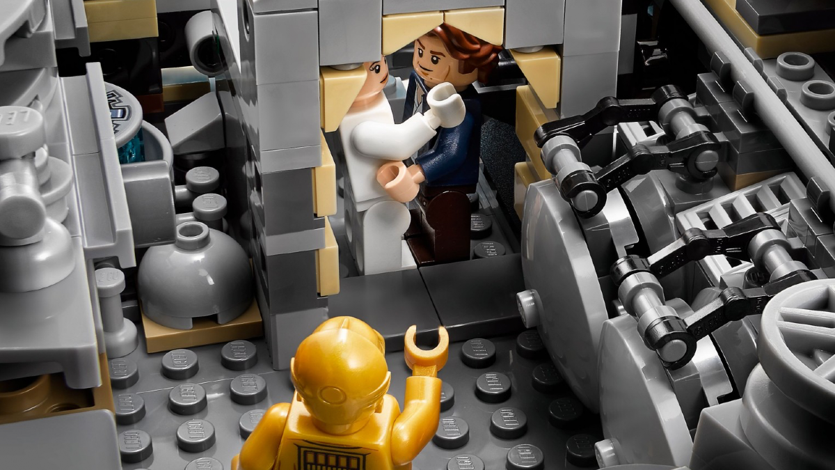 Five LEGO Star Wars firsts introduced by 75192 Millennium Falcon