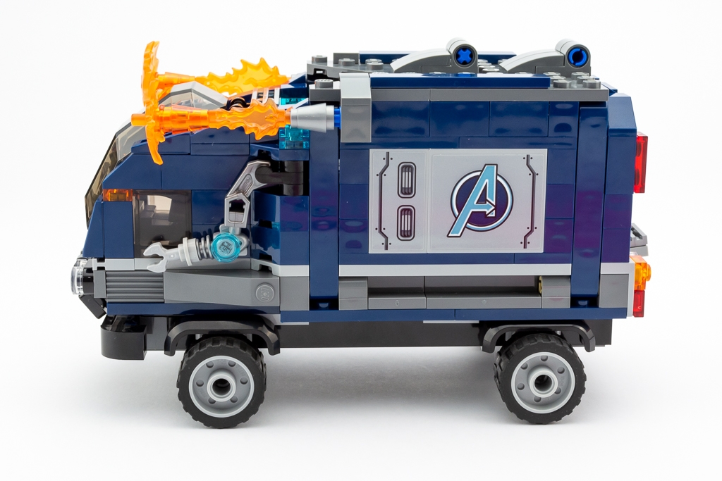 LEGO Review Avengers Truck Take down 16