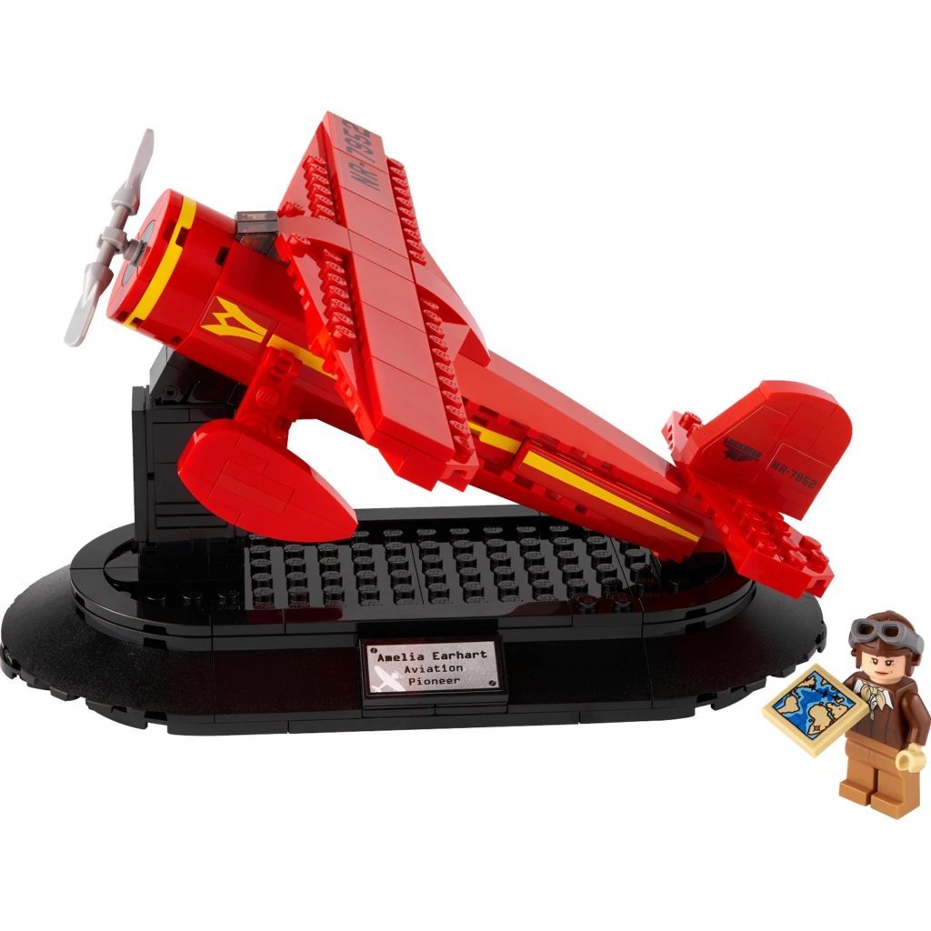 LEGO 40450 Amelia Earhart Tribute 2 1024x1024