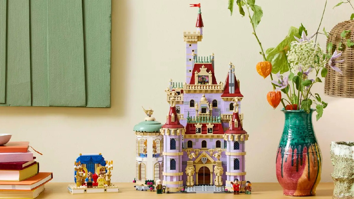 Five things we spotted in LEGO Disney Beauty and the Beast castle