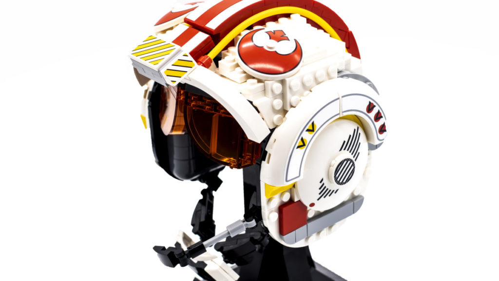 75327 Luke Skywalker Red Five Helmet 10 1024x576