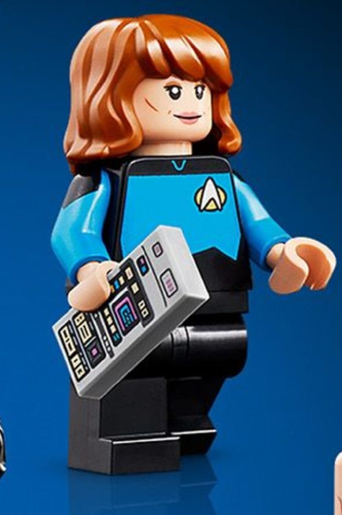 LEGO Icons 10365 Dr Beverly Crusher 680x1024