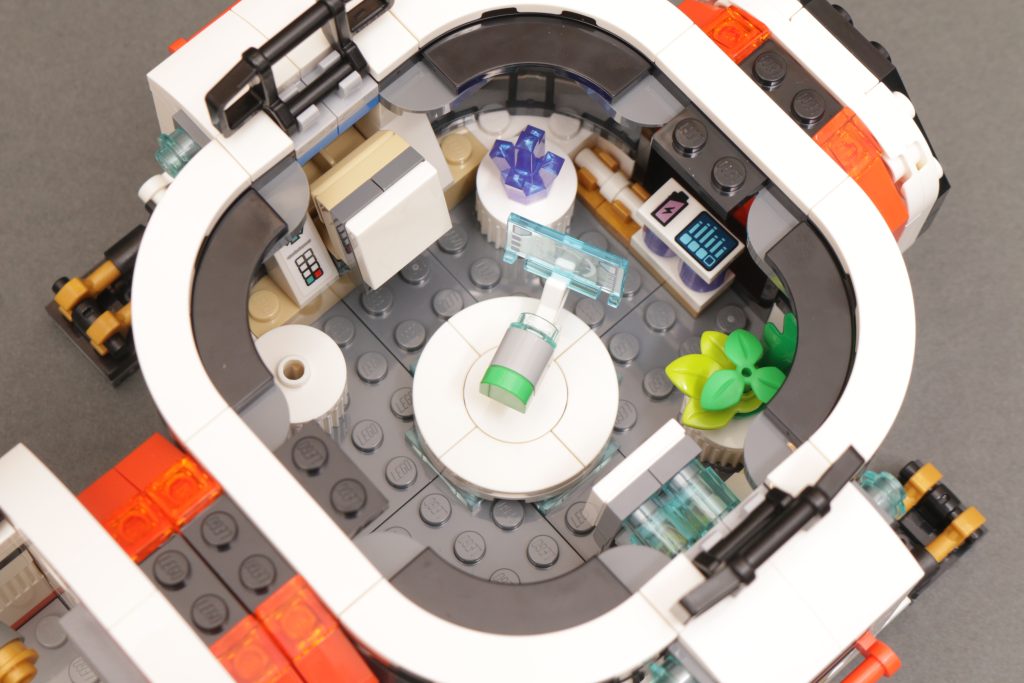 LEGO City 60446 Modular Galactic Spaceship review 42 1024x683