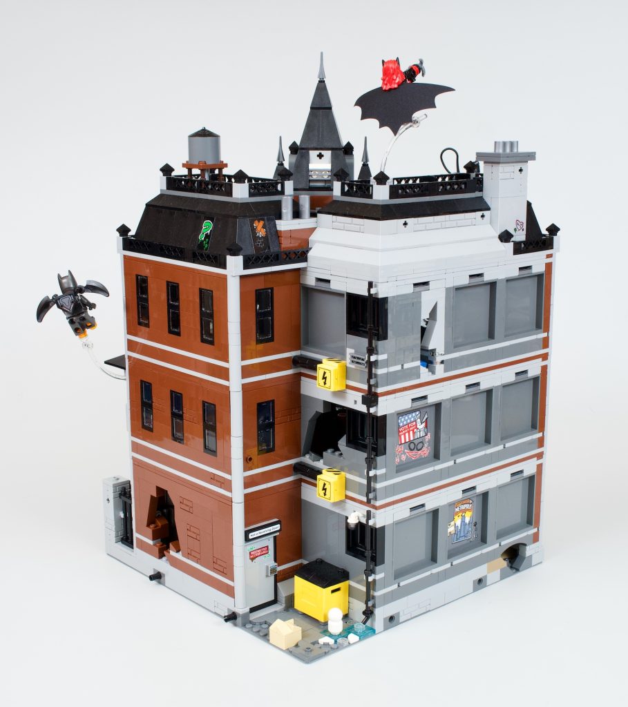 LEGO Batman DC 76300 Arkham Asylum mod 32 909x1024