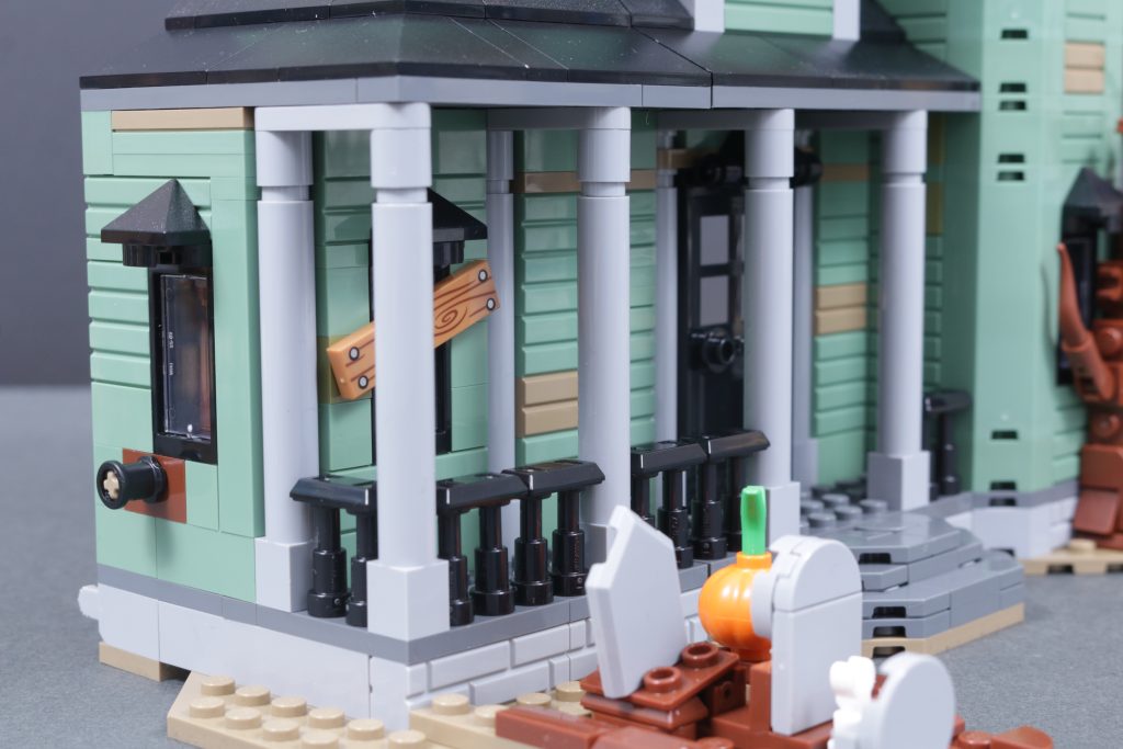 LEGO Creator 3 in 1 31167 Haunted Mansion review 10 1024x683