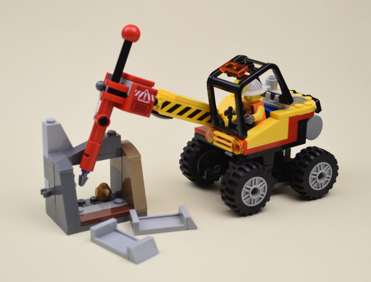 LEGO City 60185 Mining Power Splitter review