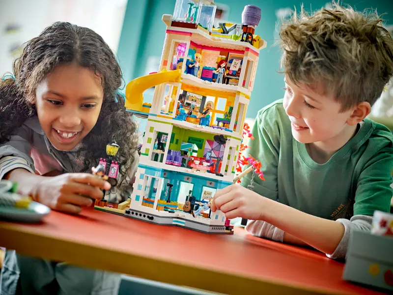 LEGO Friends 41748 Heartlake City Community Center Lifestyle 2