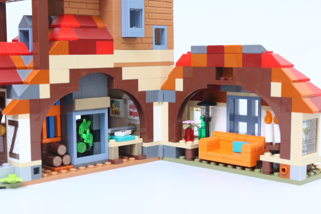 LEGO Harry Potter 75980 Attack on the Burrow review 38