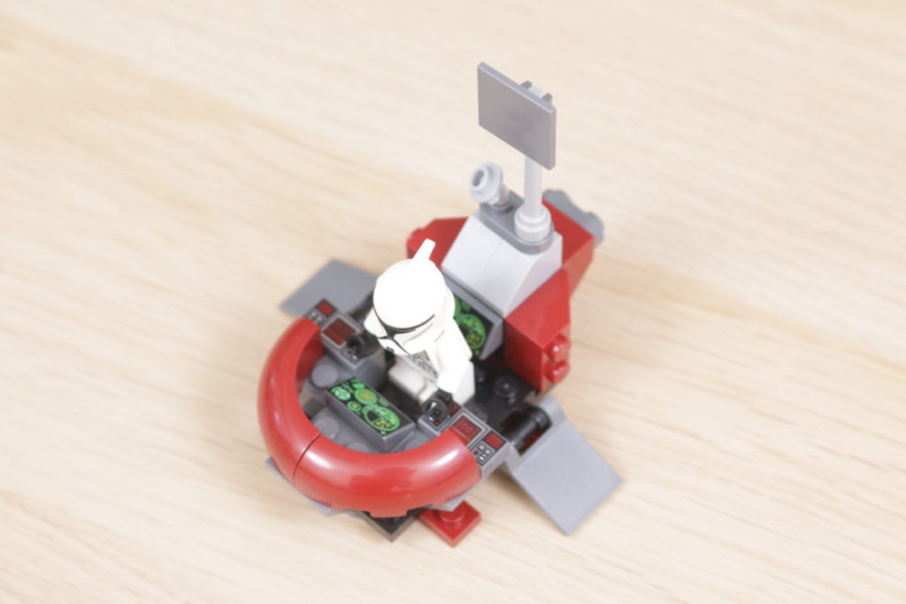 LEGO Star Wars 40558 Clone Trooper Command Station review 16 1024x683