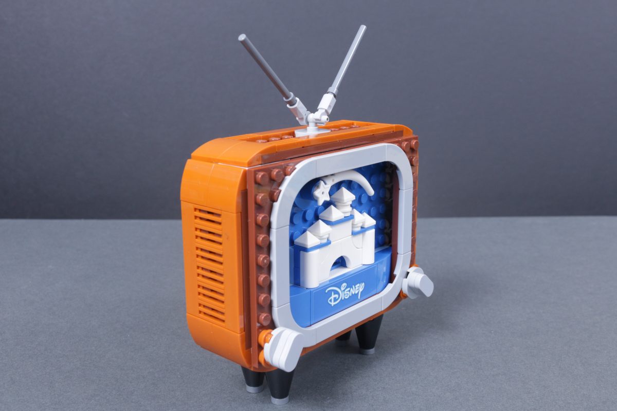 LEGO Disney 40774 Disney Classic Animation Scenes review 4 1200x800