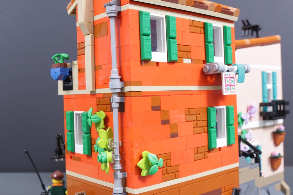 LEGO Ideas 21359 Italian Riviera review 26 1024x683