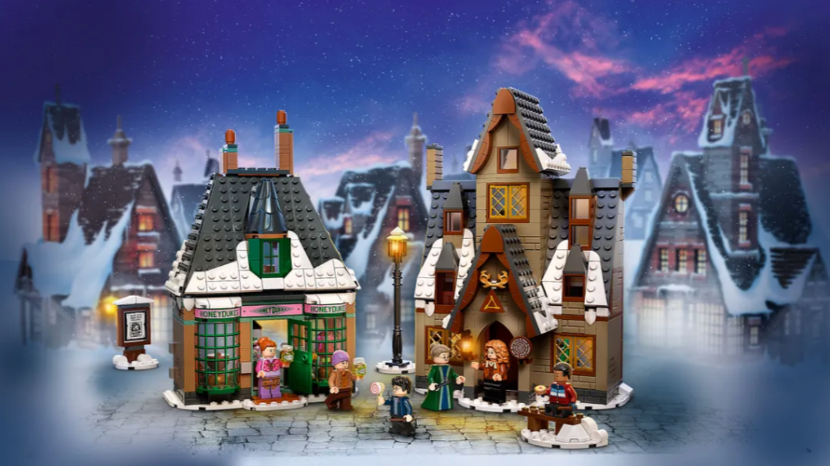 LEGO Harry Potter Hogsmeade Village and D2C set rumoured for 2025