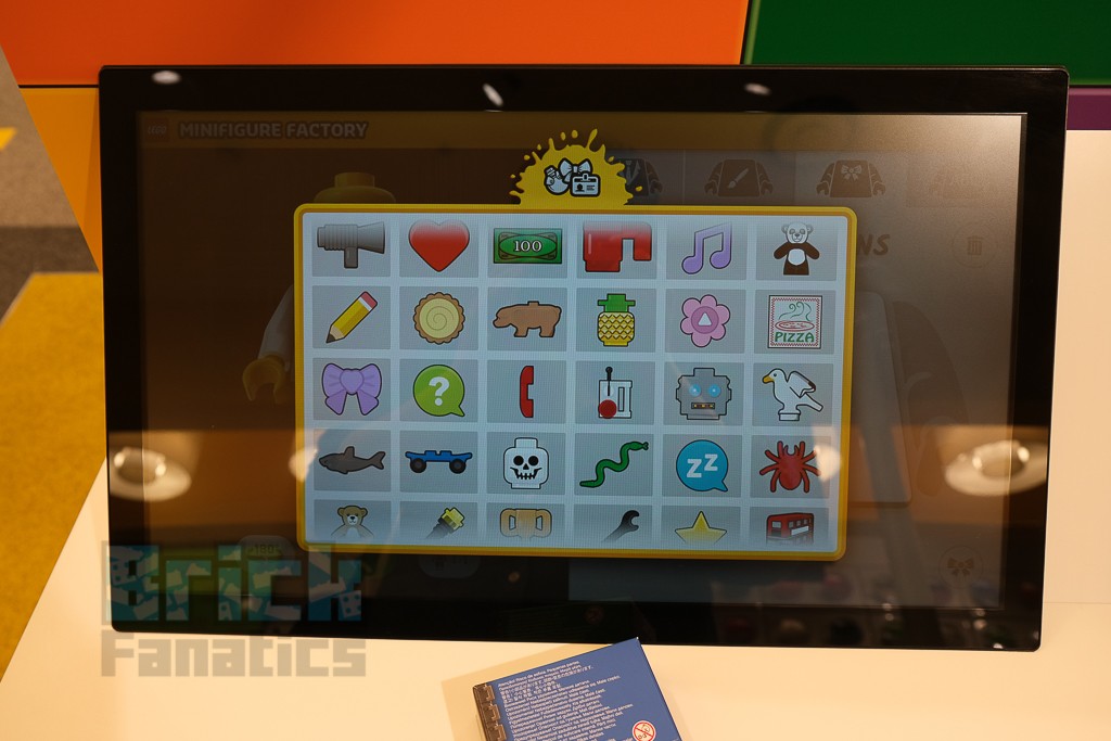 LEGO Minifigure Factory 12