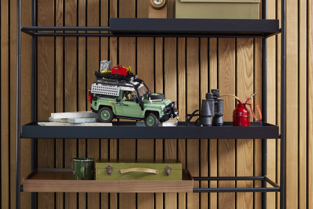 LEGO Icons 10317 Land Rover Classic Defender 90 25 1024x683