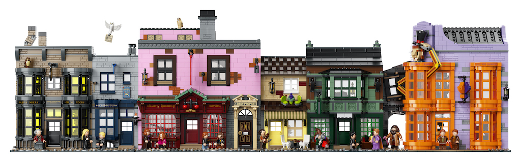 75978 Diagon Alley LEGO Harry Potter lifestyle resized 23