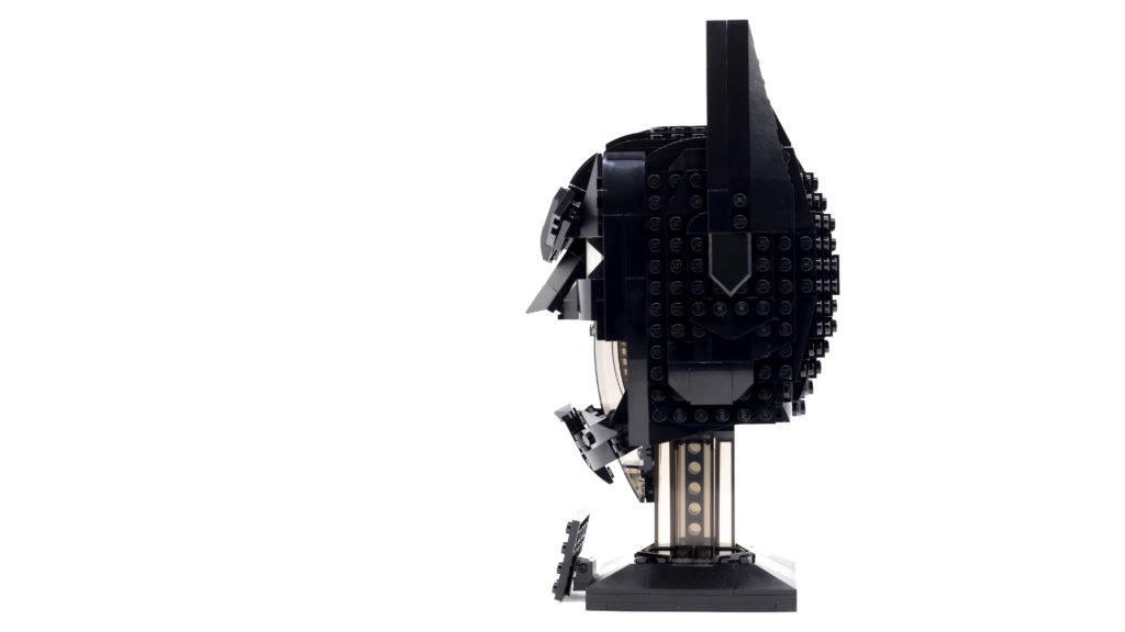 LEGO DC Batman 76182 Batman Cowl 4