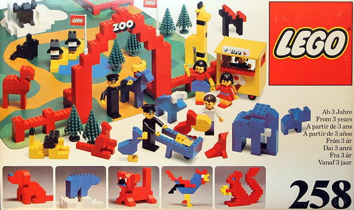 Zoo (with Baseboard)