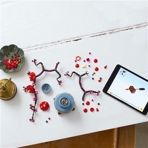 LEGO Icons Botanicals 10369 Les fleurs de prunier 2