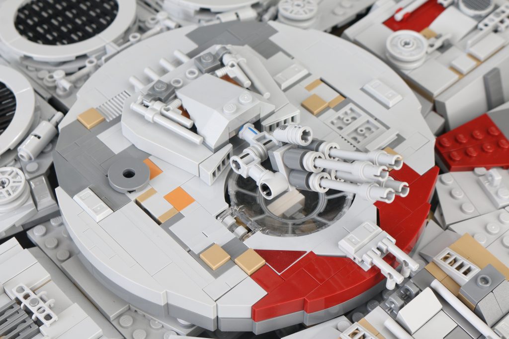 LEGO Star Wars 75192 UCS Ultimate Collectors Series Millennium Falcon review 29 1024x683