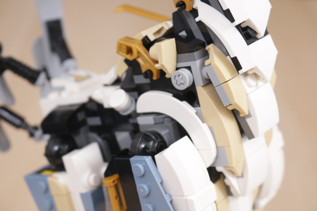 LEGO 76989 Horizon Forbidden West Tallneck review 18 1024x683