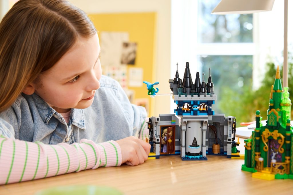 LEGO Wicked 75689 Emerald City Kiamo Ko Castle 6 1024x683