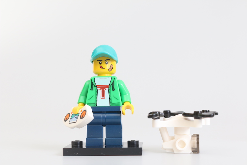 LEGO Collectible Minifigures Series 20 review 38