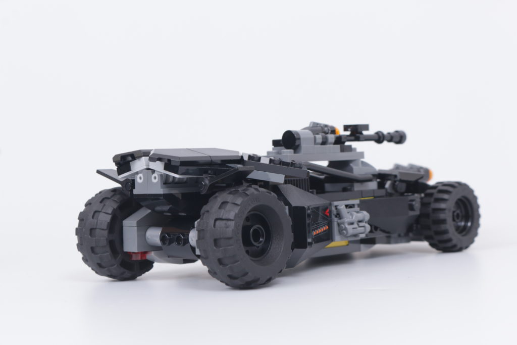 LEGO Zack Snyder Justice League sets 76086 Knightcrawler Tunnel Attack 76087 Flying Fox Batmobile Airlift Attack 76085 Battle of Atlantis 13