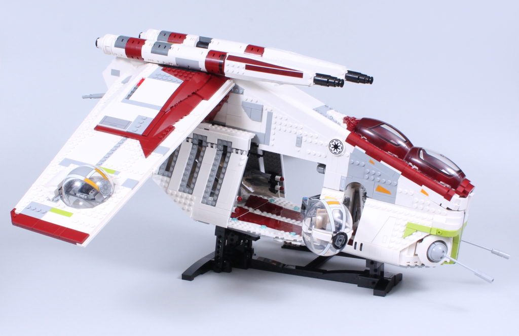 LEGO Star Wars 75309 Republic Gunship review 6
